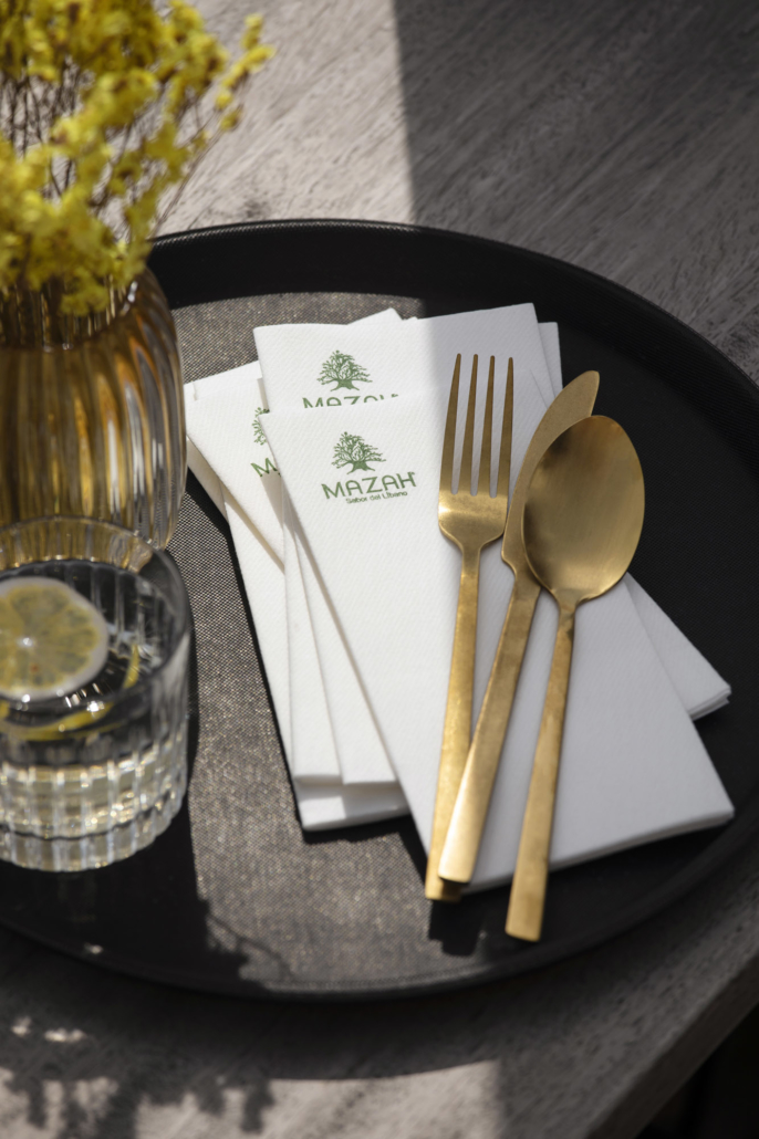 Serviettes et arts de la table